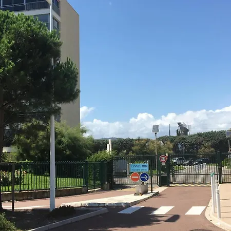 Les Pieds Dans L'Eau Apartment Cannes Exterior photo